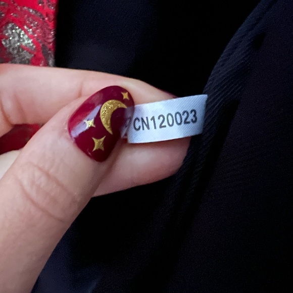 Kate Hudson Happy X Nature sustainable brand embroidered dress - Picture 9 of 13